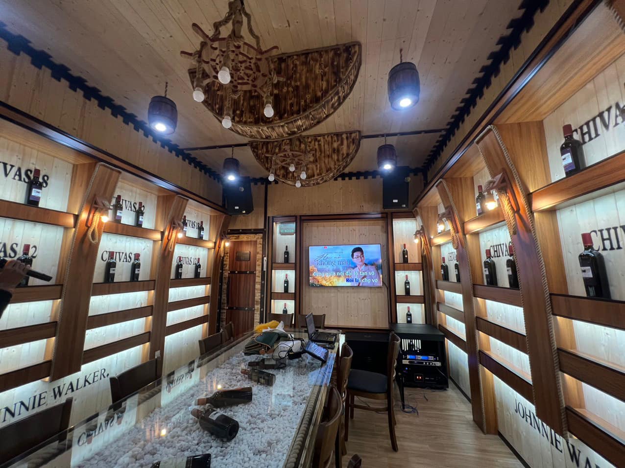 Quán ăn, Nhà Hàng VỀ NGUỒN (Cần Thơ)